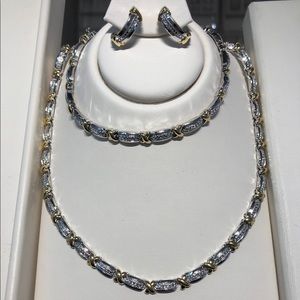 DIAMOND. Bracelet, necklace and earrings set.